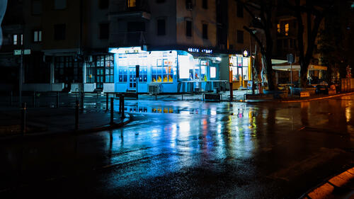 Rainy gyros shop